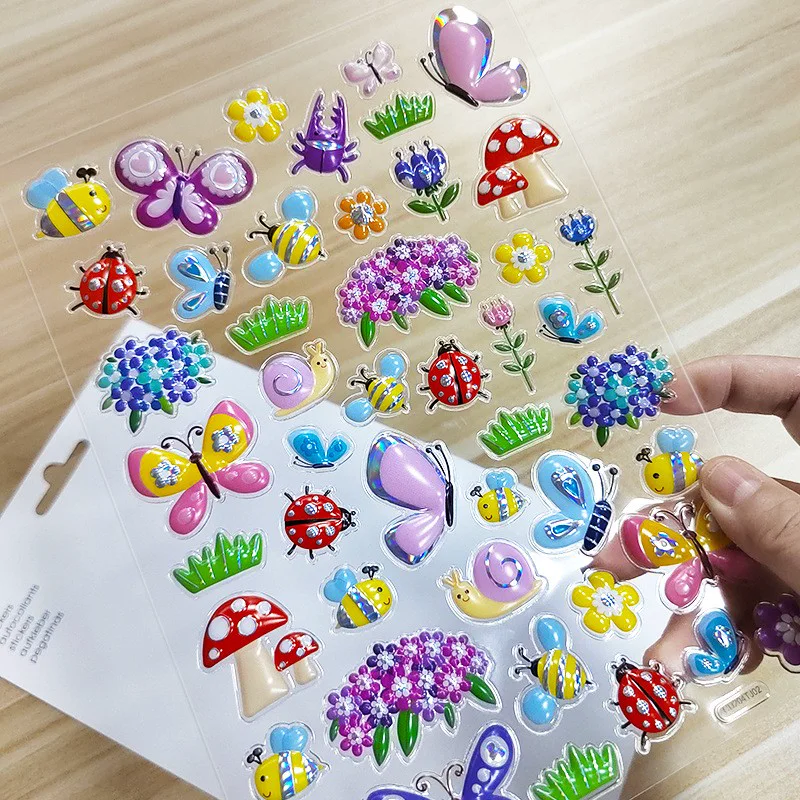 Foglio creativo di adesivi blister personalizzati con fiori e insetti