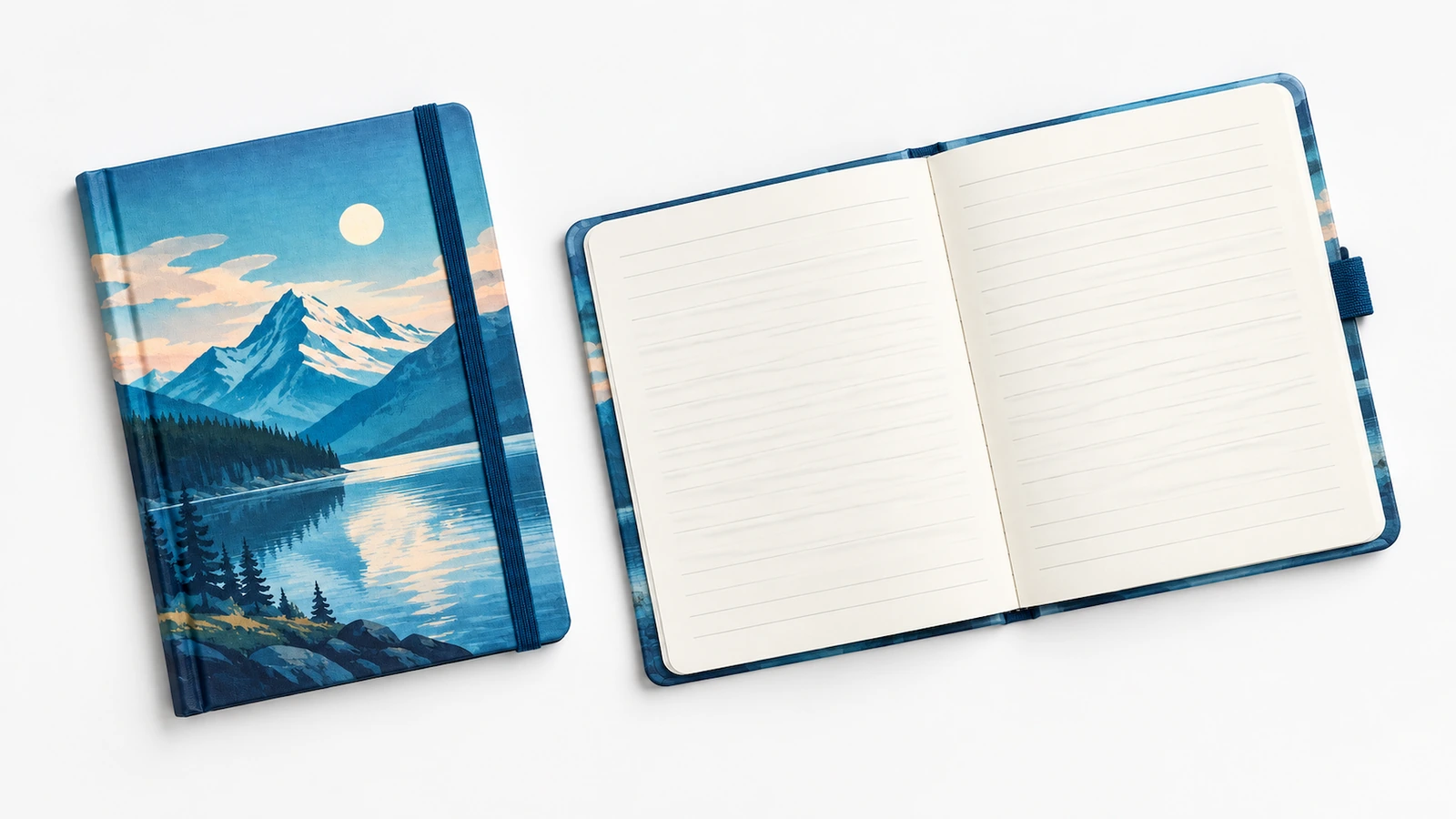 Illustrazione esemplificativa di un quaderno chiuso con paesaggio lacustre di montagna accanto a un quaderno aperto a righe con copertina blu